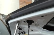 无线网卡馈线接头拆卸方法？