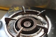 燃气灶气阀关闭的正确方法（保障安全使用）