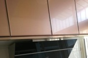如何解决油烟机风道小的问题（打造清洁舒适的厨房空间）