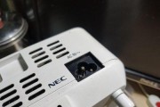 投影仪为何会突然掉电（探究投影仪掉电的原因及解决方法）