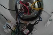 海尔热水器E5故障可能是风压问题（如何判断和解决海尔热水器E5故障中的风压问题）