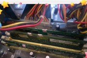电脑内存安装不牢固怎么办？