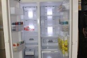 夏普冰箱保鲜室结冰原因及解决方法（了解结冰原因）