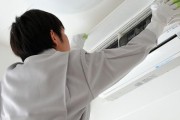 消除家里中央空调异味的有效方法（房间空气清新）