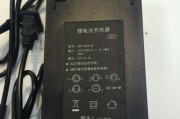 电动轮椅充电器需要多少伏？充电器电压标准是什么？