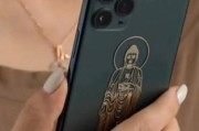 手机电池固定贴纸的正确使用方法是什么？
