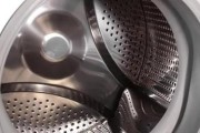 如何正确使用滚筒洗衣机进行清洗（掌握关键步骤）