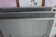 油烟机暖气片清洗方法（轻松解决油烟机暖气片清洗难题）