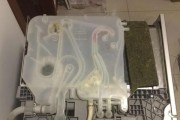 洗碗机排水管处理的方法（简单有效的清洁和维护技巧）