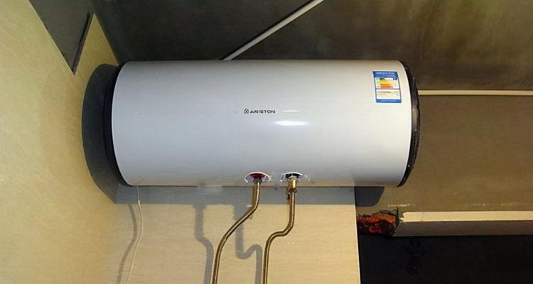 老板热水器E4故障的原因分析和维修方法（解决E4故障的关键步骤和常见维修技巧）
