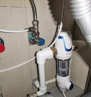 净水器不上水了怎么修（解决净水器不上水的常见问题及修复方法）