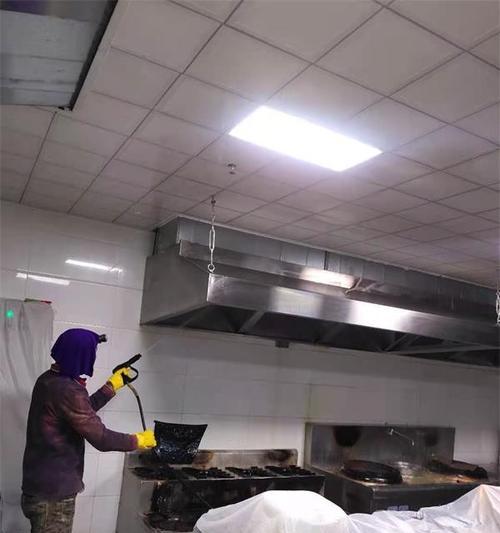 宾馆油烟机清洗方法（为您介绍如何正确清洗宾馆油烟机）