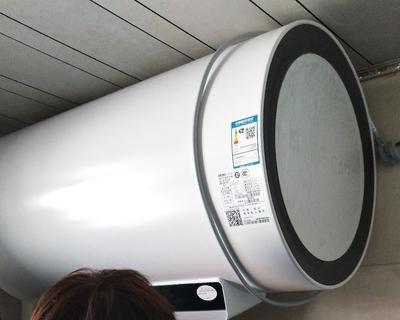 海尔热水器显示E2故障排除方法（详细解析海尔热水器E2故障原因及解决方法）