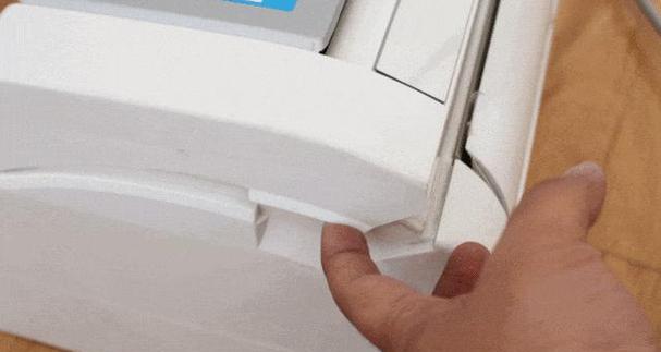 立空调漏水处理指南（解决立式空调漏水问题的实用方法）