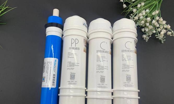 美的净水器维修故障解决方案（从故障诊断到维修）
