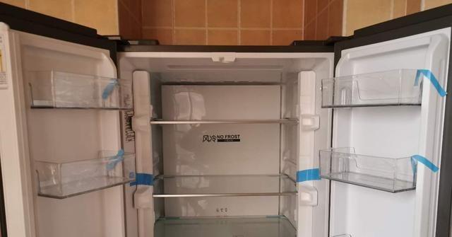 冰箱上门开着，却不制冷（探索冰箱门未关闭时无冷的问题及解决方法）