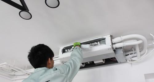 空调清洗保养的重要性（定期清洗空调）