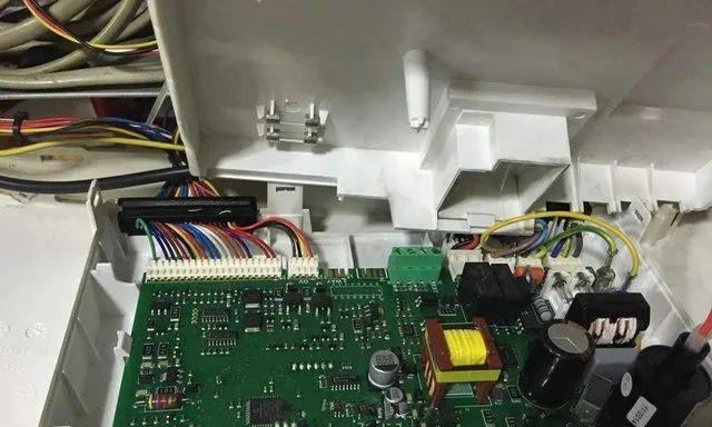博世壁挂炉C4故障码的含义及维修方法（解析博世壁挂炉显示C4故障码的原因和处理方式）