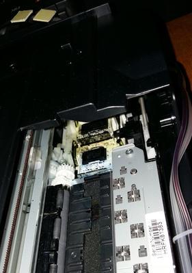 复印机漏墨的原因及解决方法（解析复印机漏墨的几个常见原因）