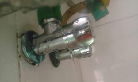 热水器开关老漏水修理大全（热水器开关漏水的原因及修理方法）
