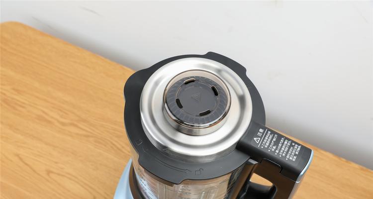 破壁机闪烁问题的原因及解决方法（探究破壁机闪烁现象的原因）