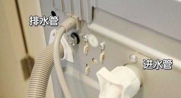如何正确接洗衣机水管到水龙头上（一步步教你正确连接洗衣机水管）