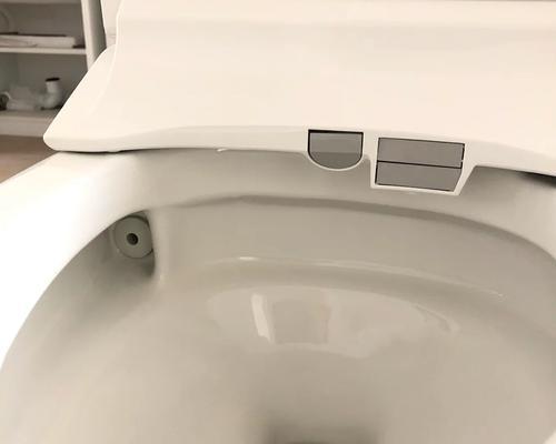 如何更换松下马桶冲水阀（常见故障及解决方法）