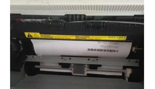 复印机出现黑点问题的解决方法（如何处理复印机出现黑点的情况）