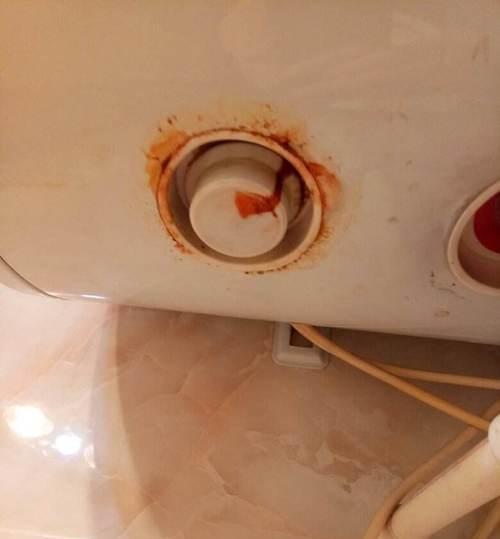 热水器接水口漏水怎么办（灵活应对漏水问题）