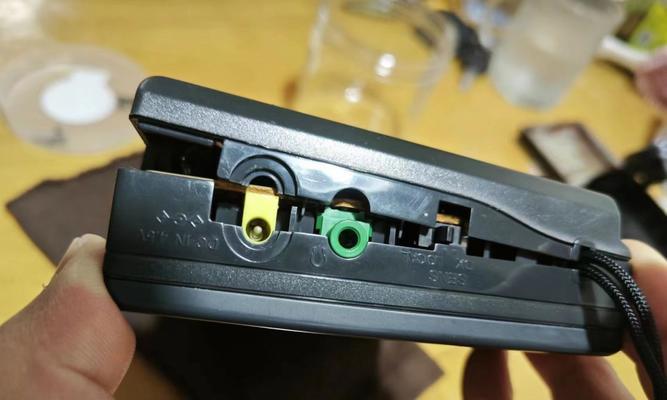 解决农村电视机故障的实用方法（农村电视机故障的常见问题及解决技巧）