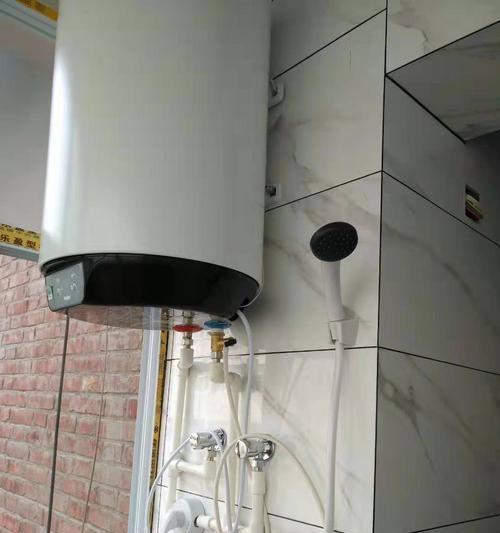 解决万和热水器故障E4代码的方法（清洗除垢可以解决E4代码问题）