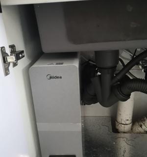 美的净水器安装与维修指南（一步步教你安装和维修美的净水器）