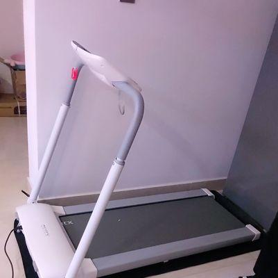 跑步机为什么会产生焦味？（探究跑步机焦味产生的原因及解决办法）