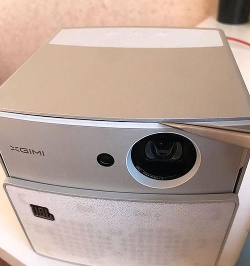 解决投影仪声音不能变大的问题（投影仪声音调节故障分析与解决方法）
