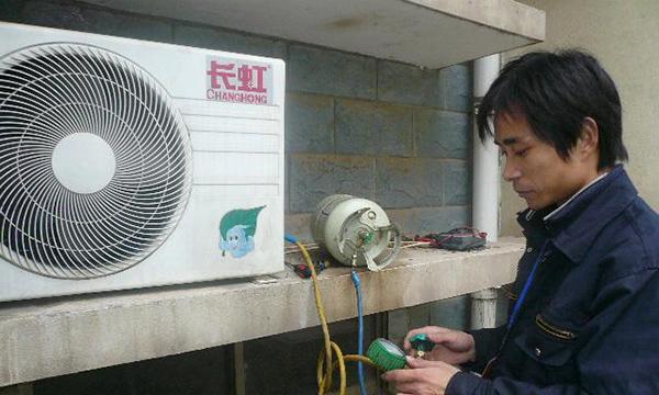 空调加氟的必要性与时间安排（保持空调性能稳定）