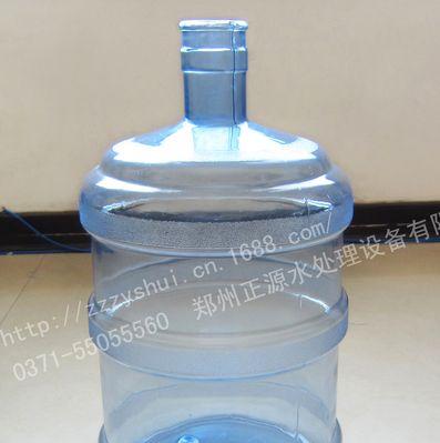 饮水机水筒白膜处理方法（去除饮水机水筒白膜的有效技巧）