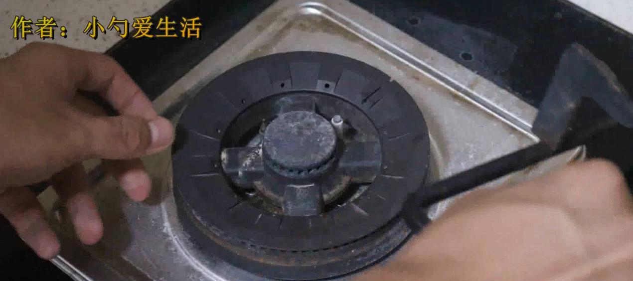 如何解决燃气冬天火苗不旺问题（小妙招试试看，让您的火苗熊熊燃烧！）