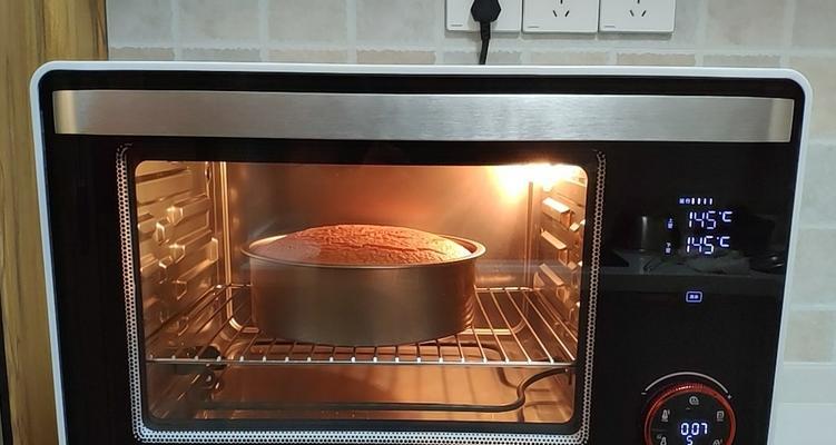 烤箱异味怎么办？（消除烤箱异味的有效方法）
