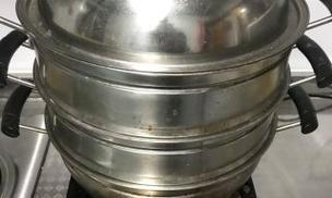 电磁炉蒸馒头滴水之原因及解决办法（探究电磁炉蒸馒头滴水的原因，提供解决方案）