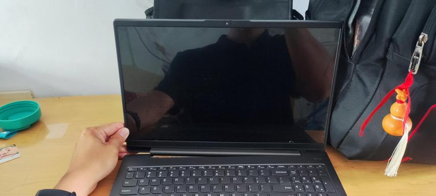 台式电脑配置如何查看？榴莲在电脑配置中有何作用？