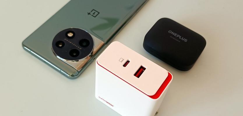 宏碁充电器体积大的原因是什么？大充电器有何优势？