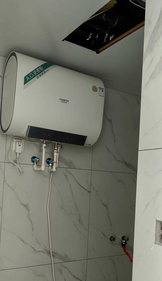 没有水管的农村热水器叫什么？这种热水器如何工作？