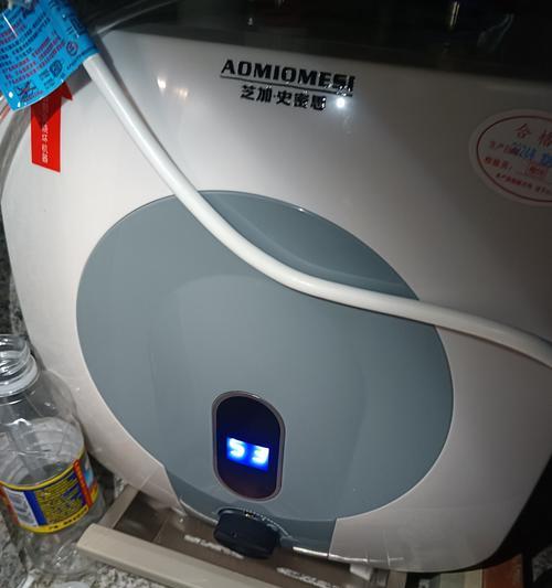 热水器安装需要注意什么？小厨宝回水器如何正确安装？