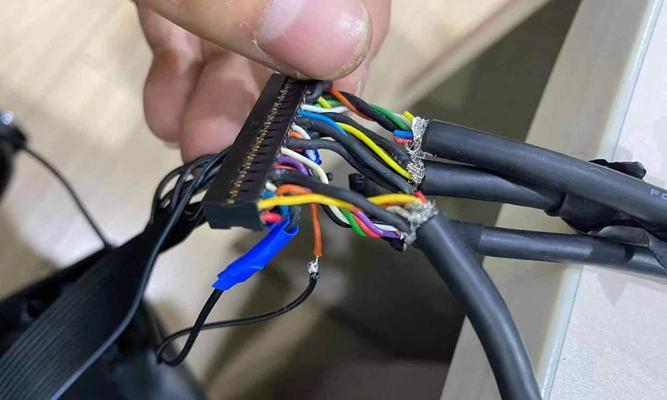 戴尔充电器检测针的正确使用方法？