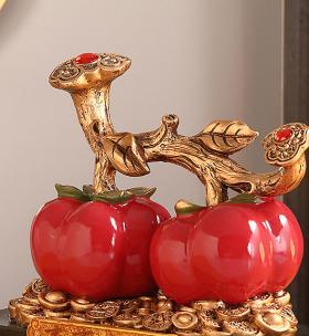 客厅电视机旁摆件大件名称？摆件装饰作用是什么？