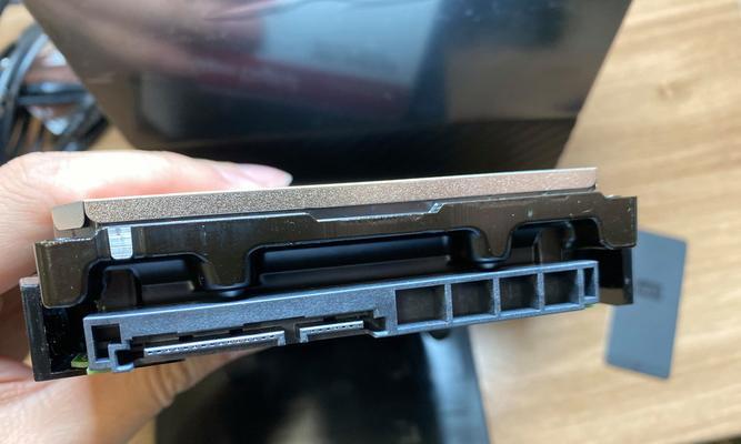 桌面移动硬盘20t使用方法？如何进行数据备份？