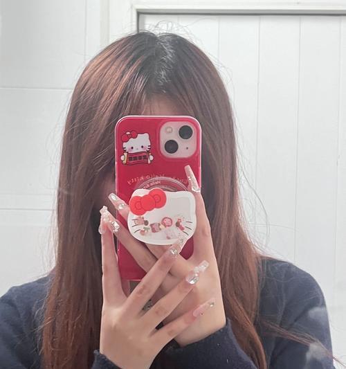气球吸附手机壳的原理是什么？