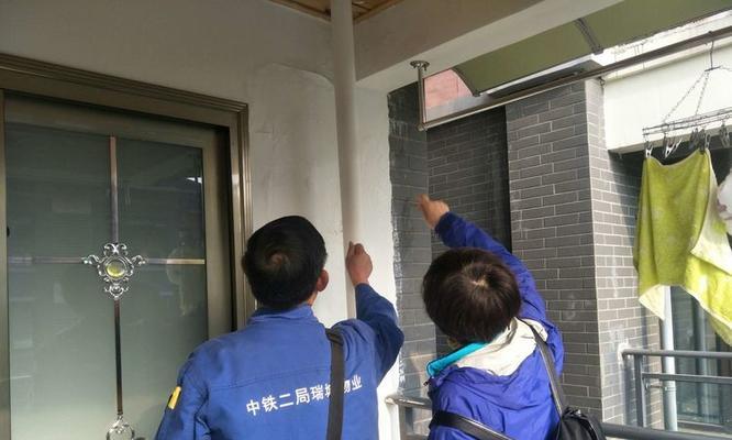 水箱散热器歪了怎么扶正？扶正后有什么好处？