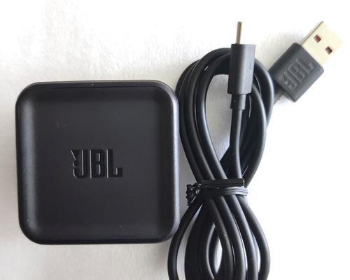 数据线如何连接JBL音响？