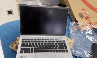 荣耀手机怎样实现与华硕电脑的屏幕投射？